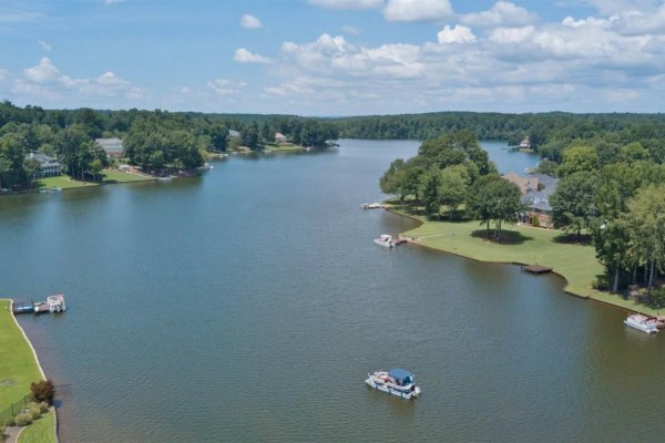 Newnan Lakes Properties New