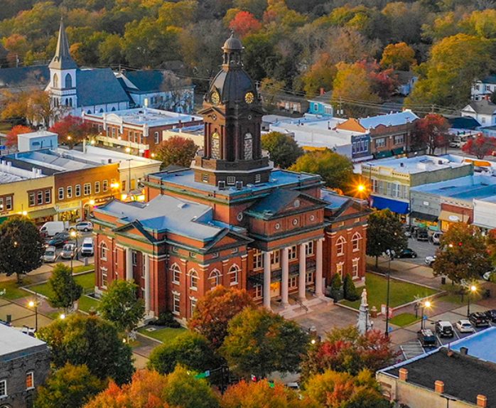 full courthouse overview